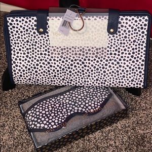 NWT-Hanging Jewelry Organizer & Sleep Mask Set